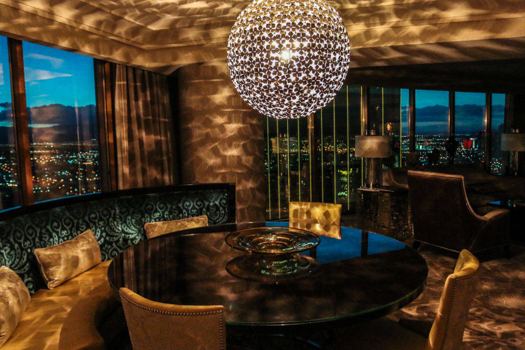 Las Vegas luxury hotel suite